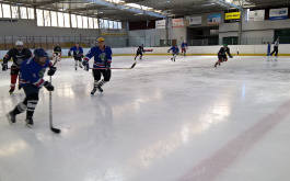 30-03-2019-hokejove-utkani-studentu-proti-ucitelum_4.jpg