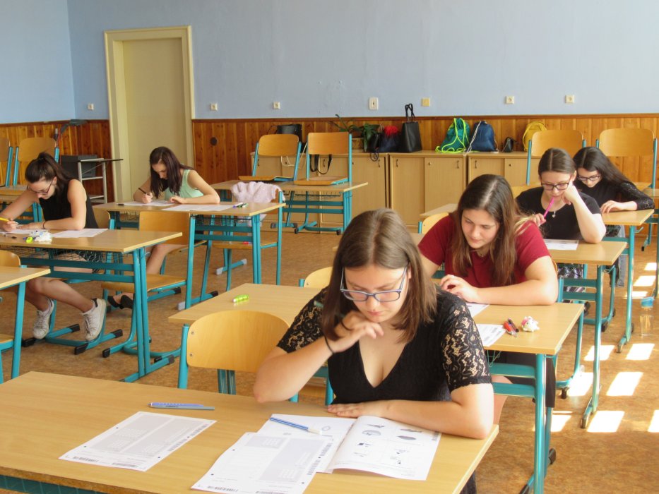 Společná část maturitních zkoušek odstartována