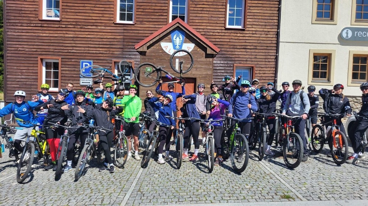 Cyklistický kurz na Božím Daru